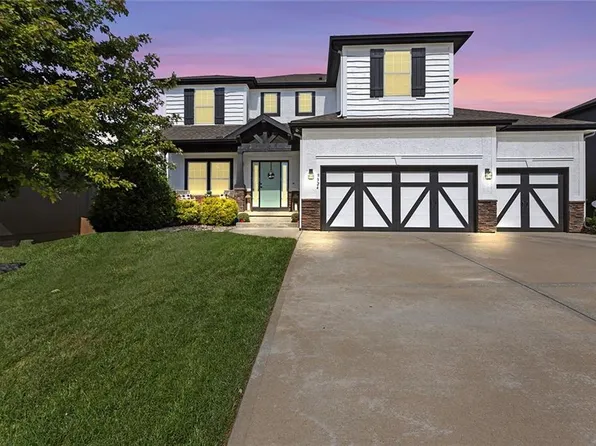 9324 NE 97th St, Kansas City, MO 64157