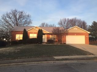 113 Egret Ct, Belleville, IL 62223