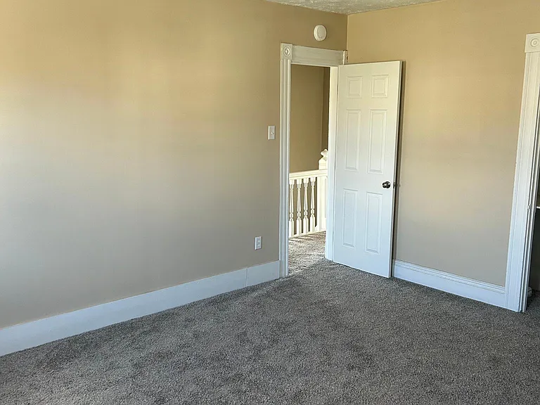 312 Grant Ave — Photo 17