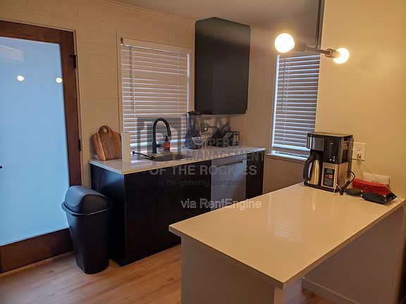 4th image of 1705 Remington St APT 4