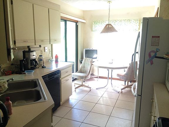 3rd image of 1581 SE Coply Street