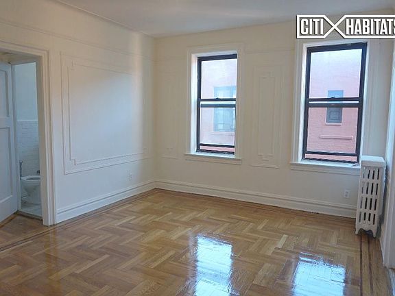 3rd image of 3285 33rd St APT B1