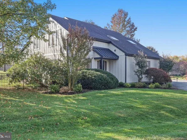 11125 Parkwood Dr, Hagerstown, MD 21742