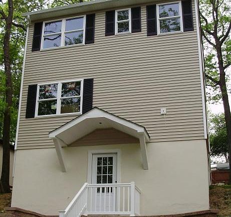 2nd image of 36 Jefferson Trl