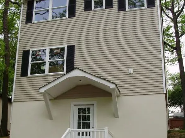 36 Jefferson Trl, Hopatcong, NJ 07843