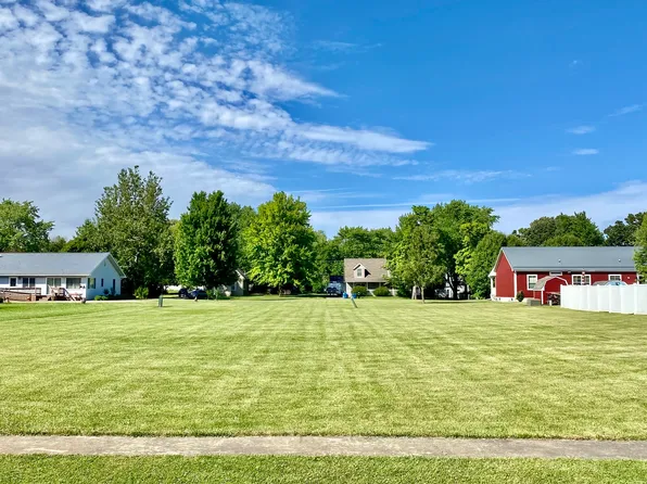 323 E Elk St #1, Odell, IL 60460