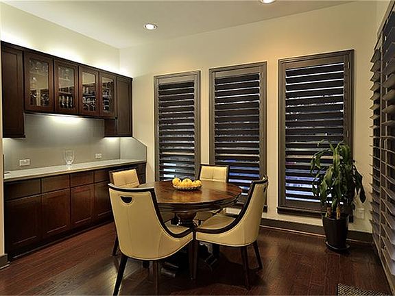 5th image of 15 Shimmering Aspen Dr