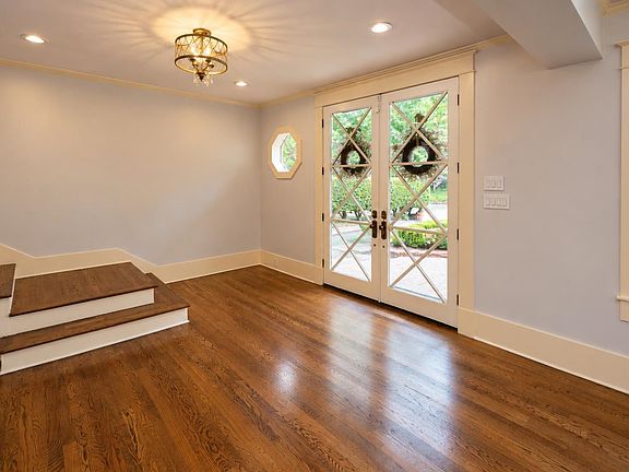5th image of 1339 Agnes Pl