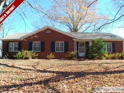 1735 W Main St, Albemarle, NC, 28001