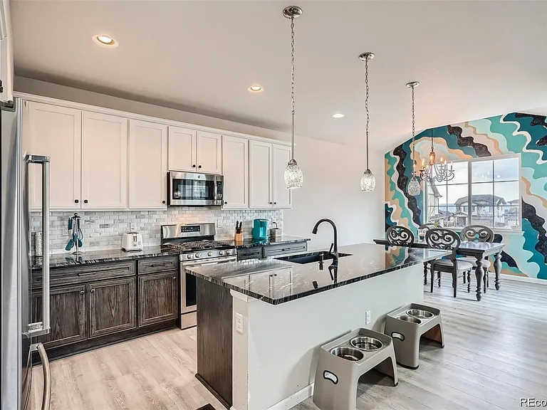 3321 Riverwood Way — Photo 8