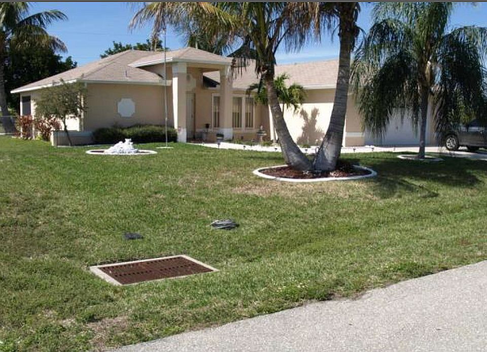 2nd image of 2810 SE 8th Pl