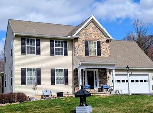 5785 Burkey Rd, Gap, PA 17527