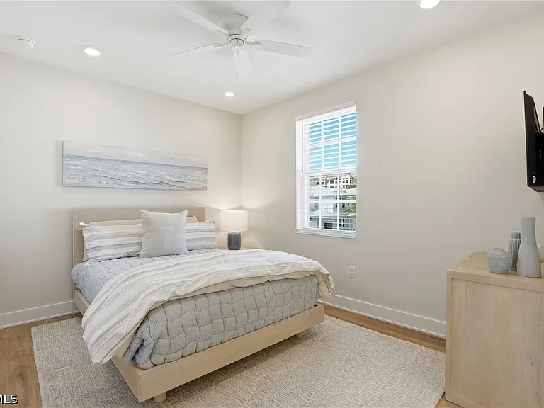 26380 Coco Cay Cir — Photo 33