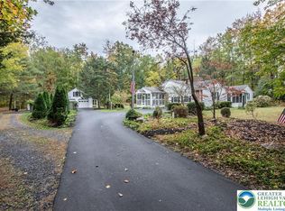 2265 Mill Hill Rd, Quakertown, PA 18951