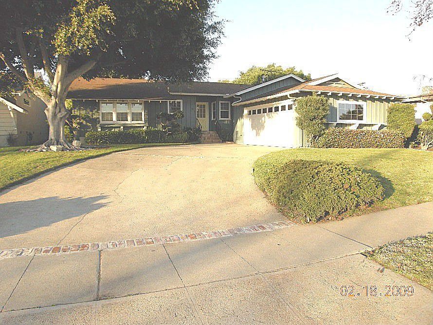 Front Curved Driveway