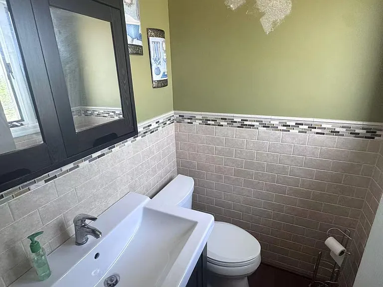 483 Barlow Ave — Photo 13