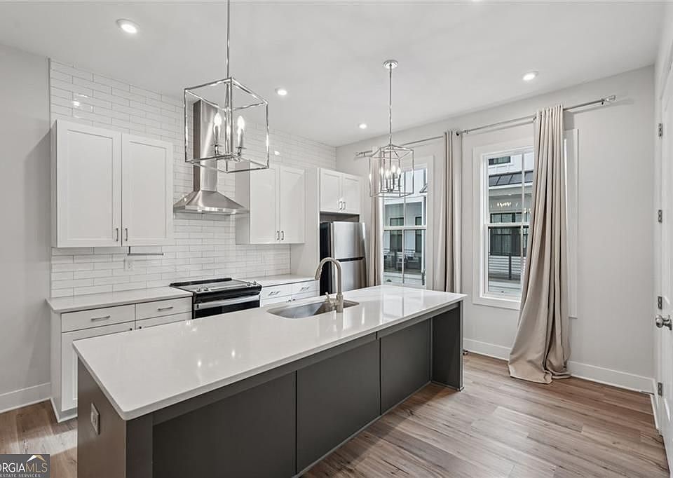 1st image of 193 Chestnut Cir NE #38
