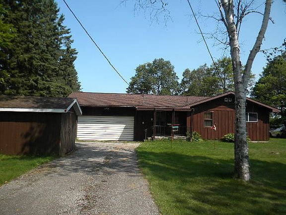 2nd image of 10144 W Lake St