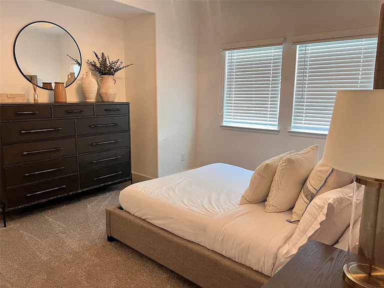 176 Sweeping Valley Dr — Photo 37