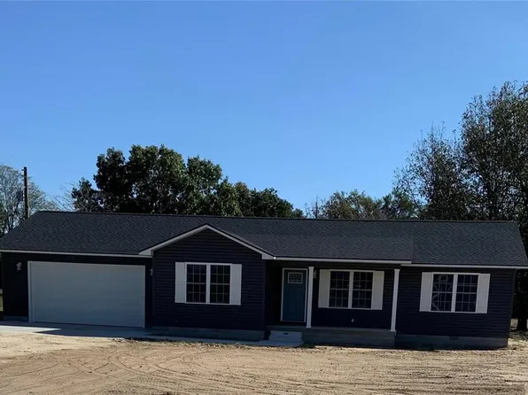 70 Kyle Dr, Benton, MO 63736