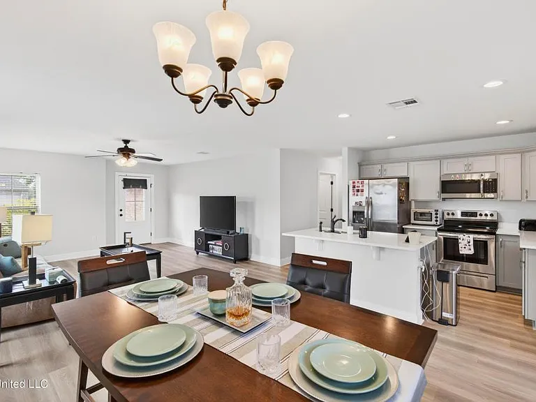 18102 Evergreen Dr — Photo 12