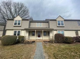 82 Fairway Dr, Coventry, RI 02816