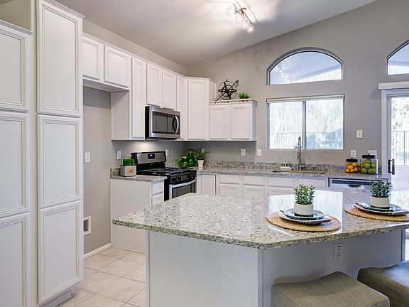 3rd image of 6109 W Irma Ln