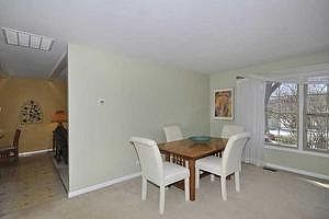 5th image of 95 Burr Oak Dr