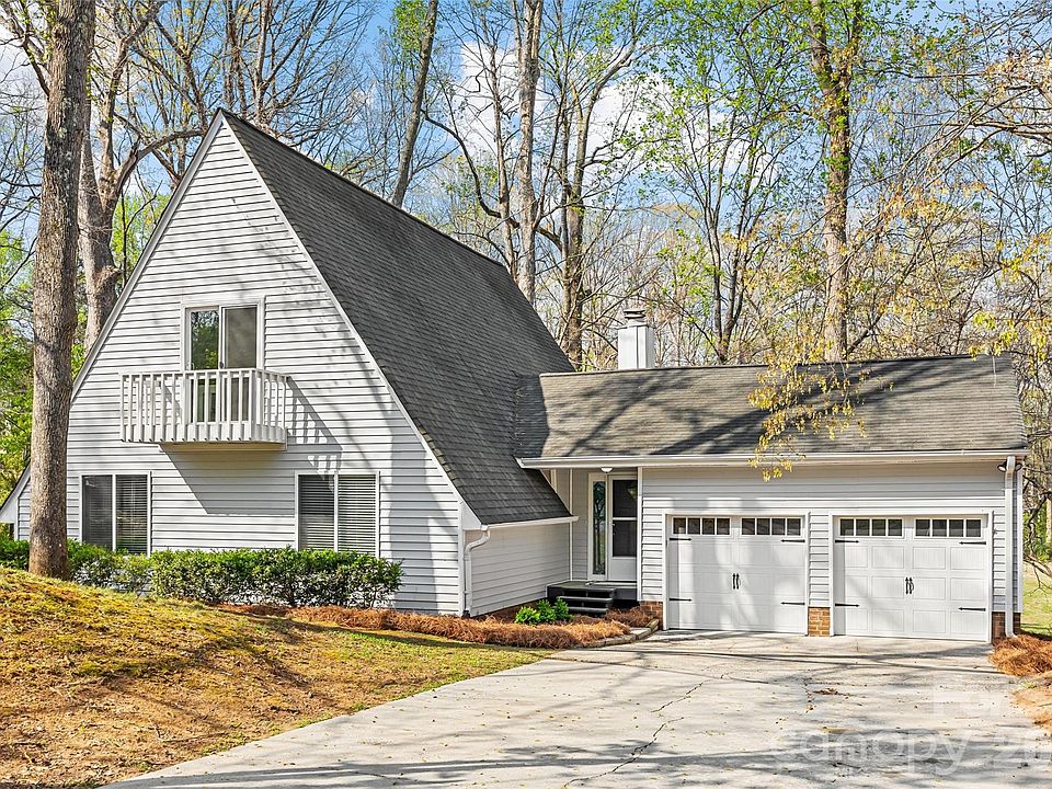 1st image of 9406 Fairway Ridge Rd