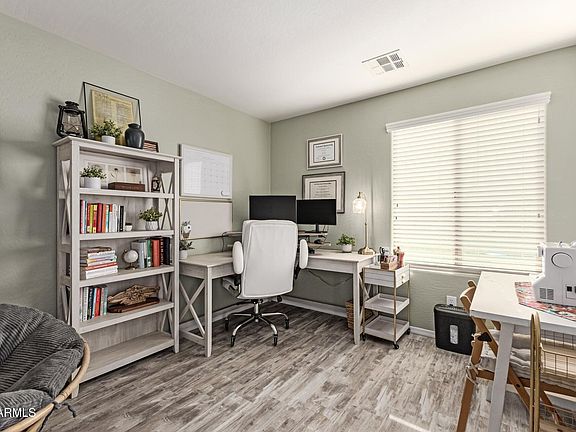 3rd image of 2699 N DAISY Drive