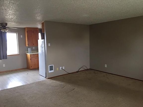 2nd image of 210 Blossom Dr