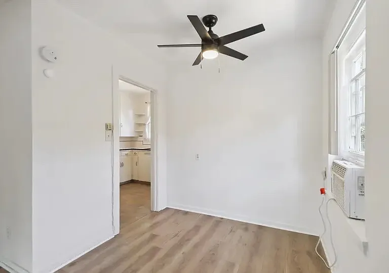 214 I St #216 — Photo 20