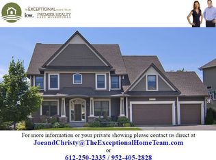 2545 Arrowhead Ln, Chanhassen, MN 55317