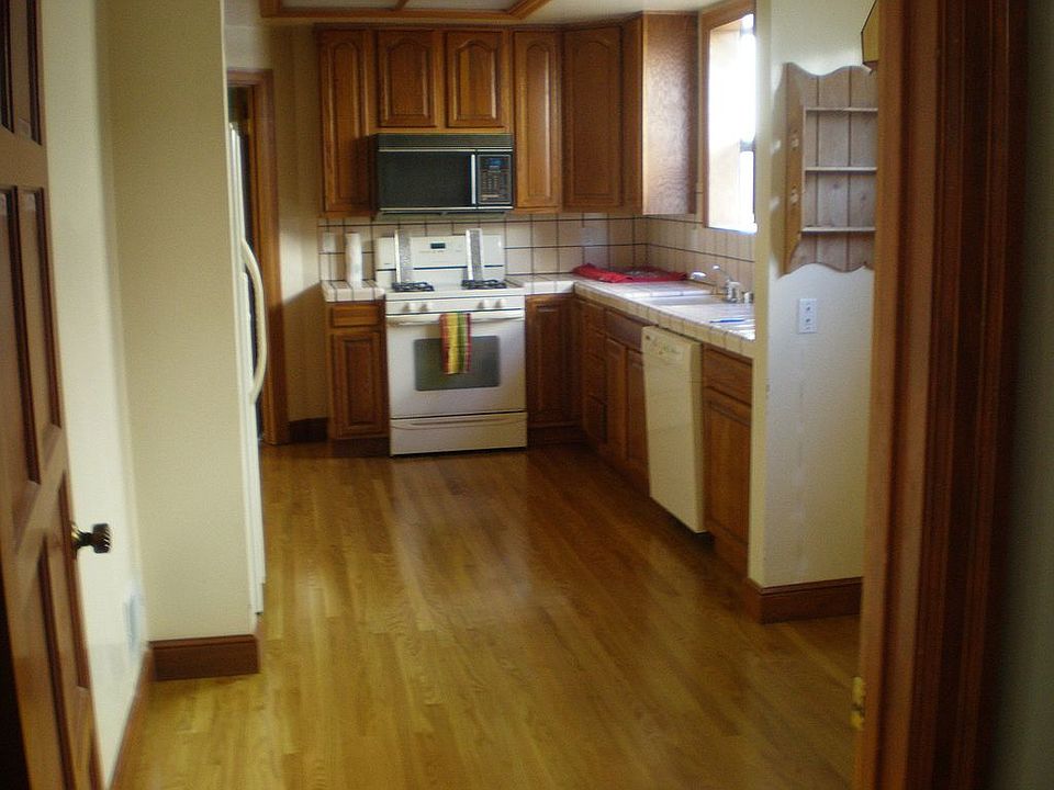 2nd image of 1343 40th Ave