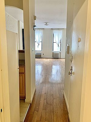 2nd image of 1105 1st Ave APT 7