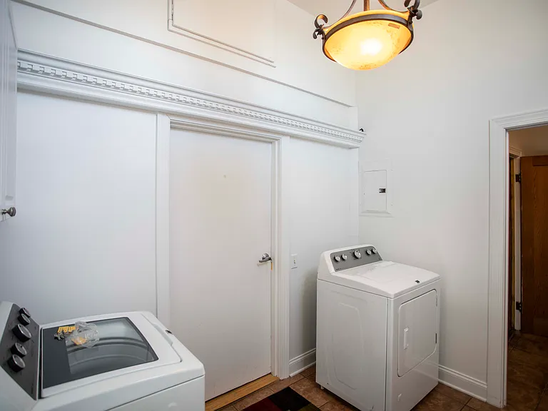 6120 Seneca St #2 — Photo 12