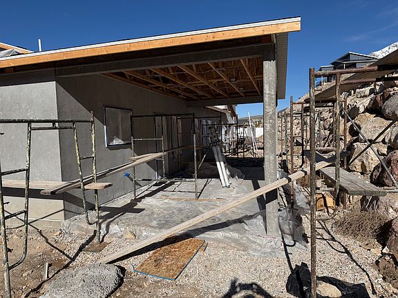 2nd image of 3040 N Mountain Rd #216