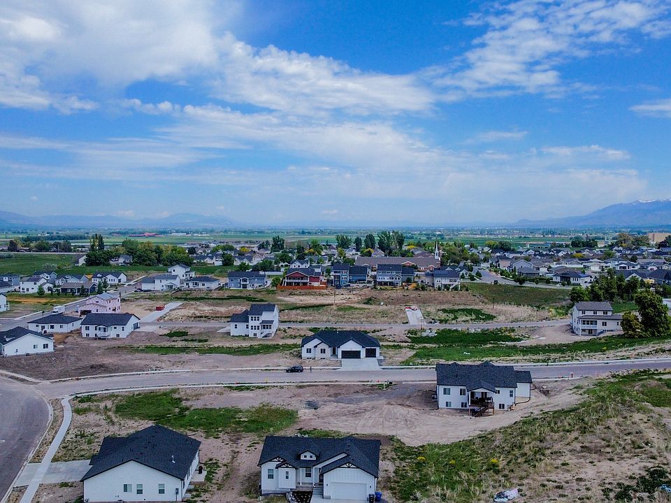 695 W 30 S Hyrum, UT, 84319 - Apartments for Rent | Zillow