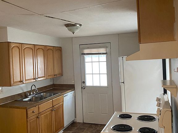 3rd image of 108 S Bungalow Park Ave APT 5