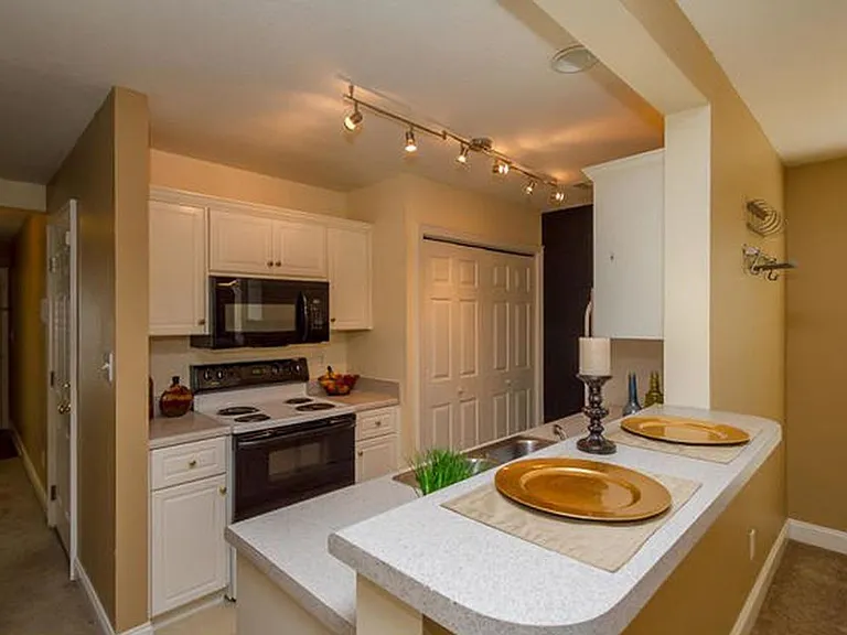 227 Caldwell Cir — Photo 14