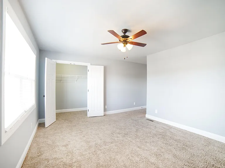 106 Capital St — Photo 7