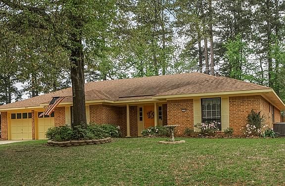 2nd image of 3304 Mesa Dr