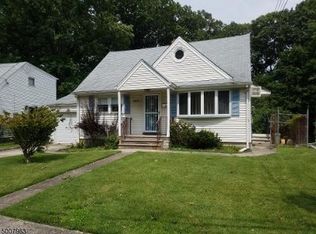 696 Pinewood Rd, Union, NJ 07083