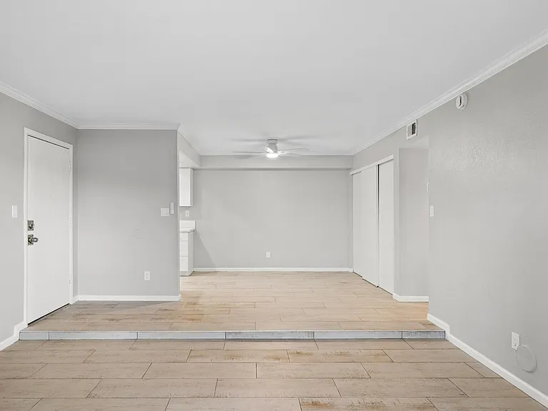6480 N 82nd St #1133 — Photo 11