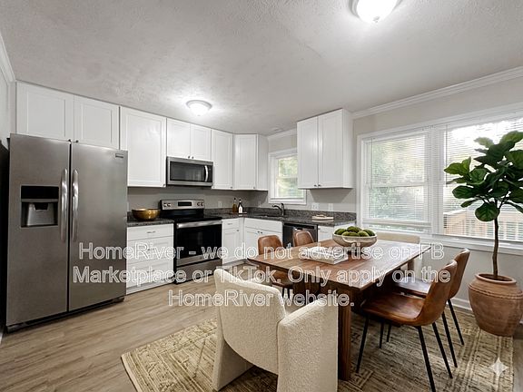 3rd image of 3344 Forest Hill Rd