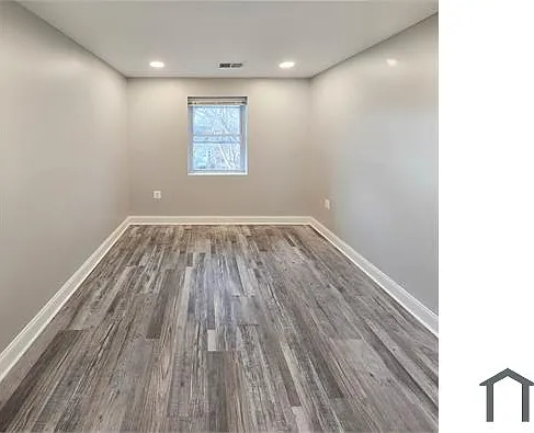 4614 Brooks St NE — Photo 6