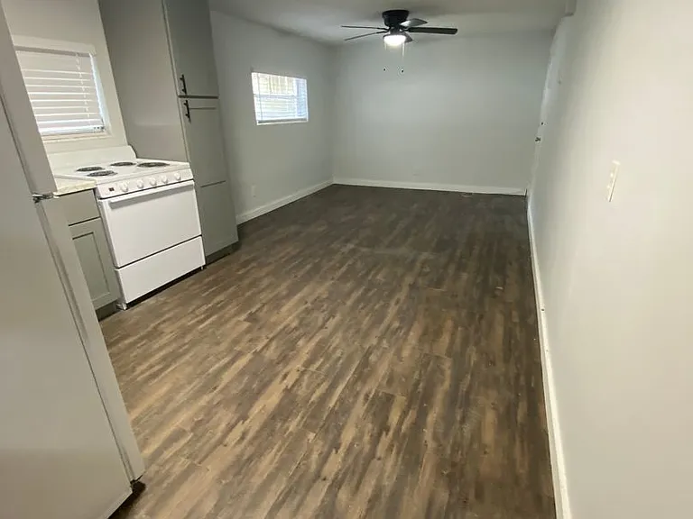 310 N Gadsden St #3 — Photo 4