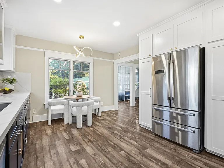 205 Caldwell Ave — Photo 15
