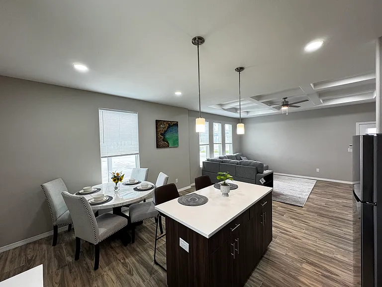 4209 La Vista Ave #5 — Photo 5