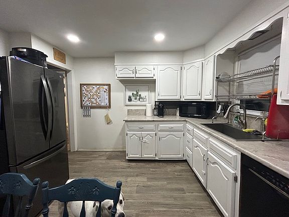 4th image of 133 Parkview Pl